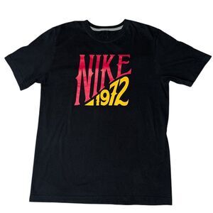 Men's Nike 1972 Retro Vintage Style T-shirt Black w/ Red & Yellow Graphics Sz M